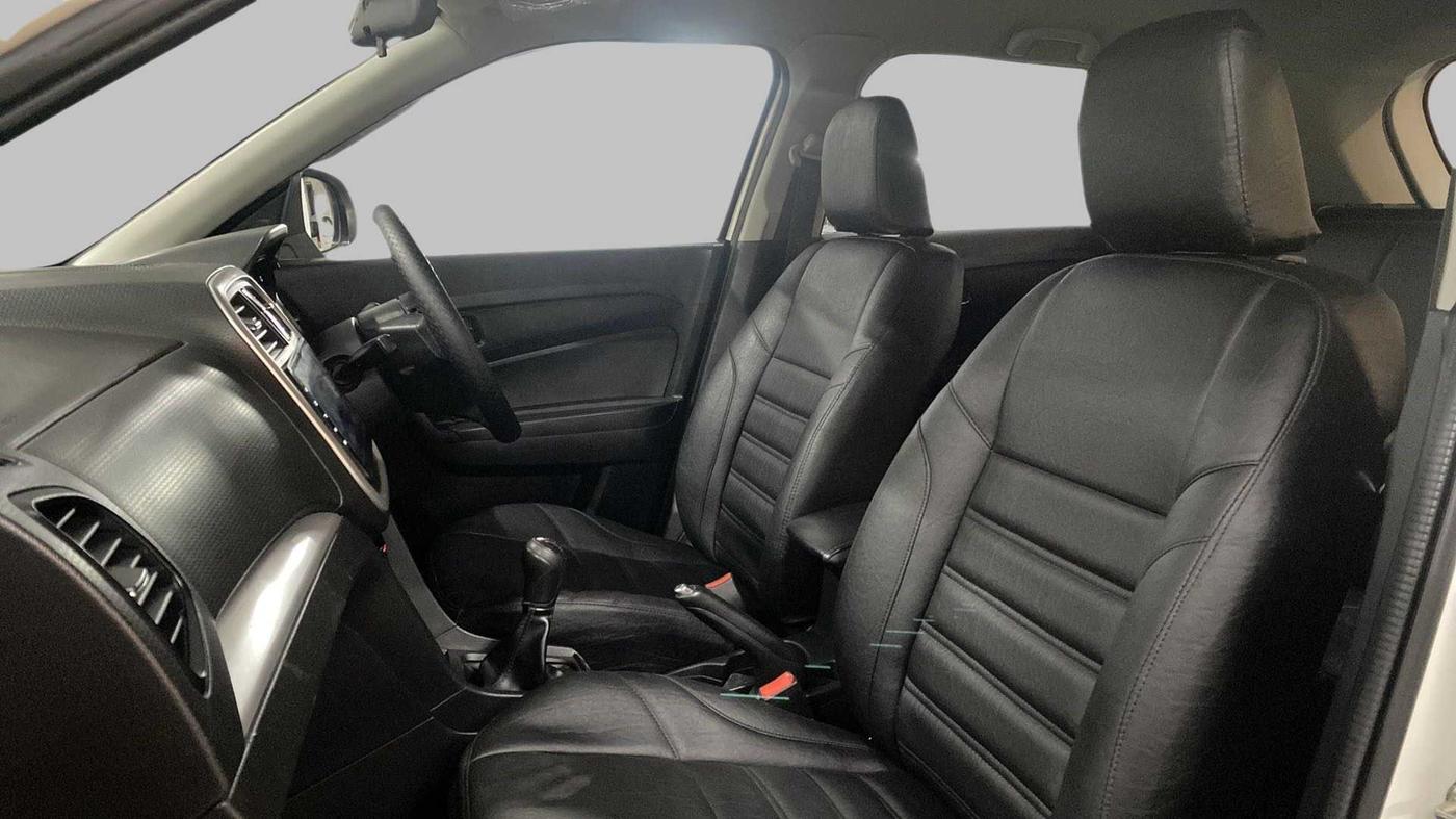 2019 Maruti Vitara Brezza LDI, Diesel, Manual, 33,981 km, Right Side Front Door Cabin