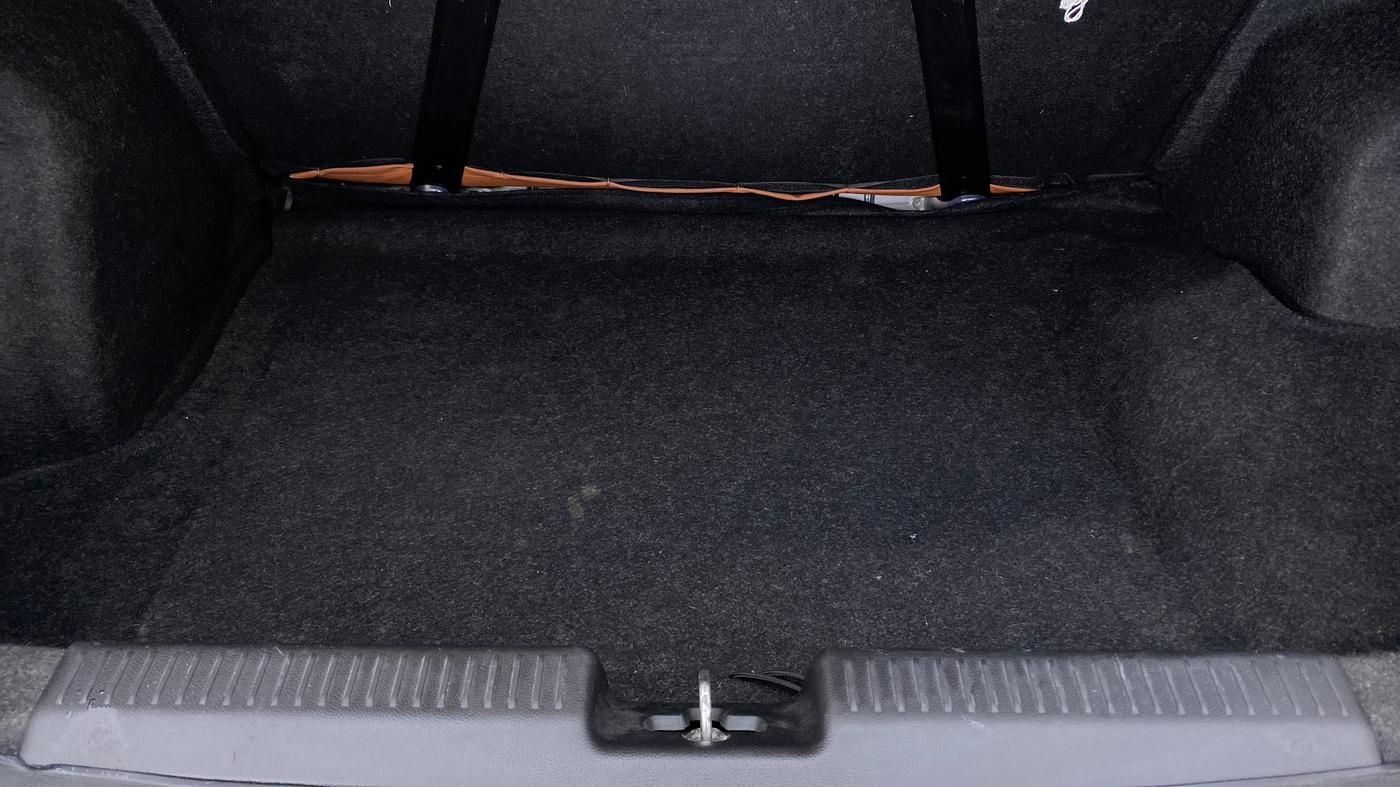 2018 Maruti Dzire ZXI AMT, Petrol, Automatic, 18,105 km, Boot Inside