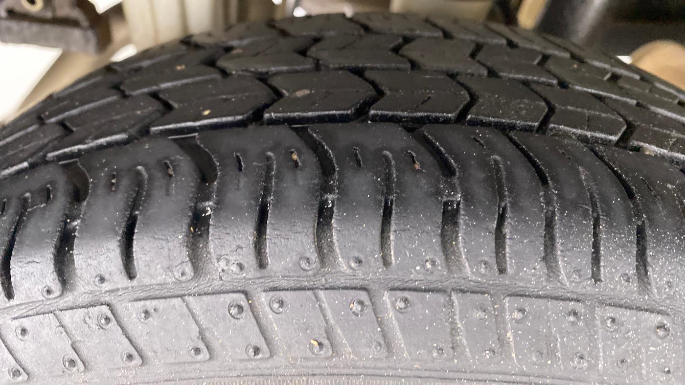 2019 Maruti Alto K10 VXI AMT P, Petrol, Automatic, 21,914 km, Right Rear Tyre Tread