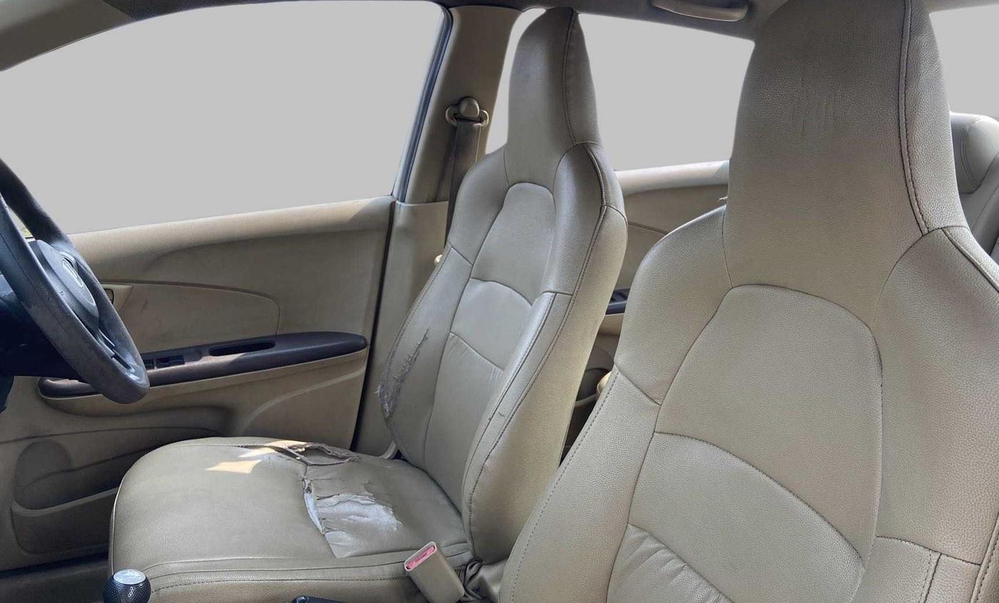 2013 Honda Amaze 1.2 SMT I VTEC, Petrol, Manual, 82,518 km, Right Side Front Door Cabin