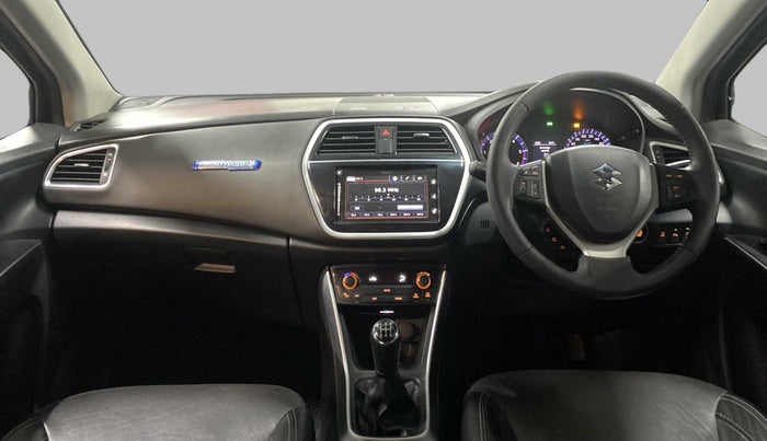 2017 Maruti S Cross ALPHA SHVS, Diesel, Manual, 39,643 km, Dashboard