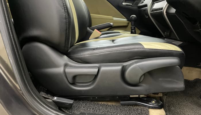 2015 Honda City 1.5L I-VTEC SV, Petrol, Manual, 53,303 km, Driver Side Adjustment Panel