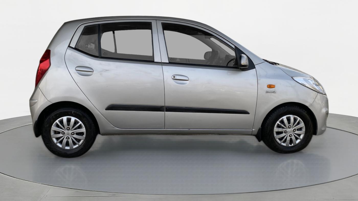 2014 Hyundai i10 SPORTZ 1.1 IRDE2, Petrol, Manual, 27,654 km, Right Side View
