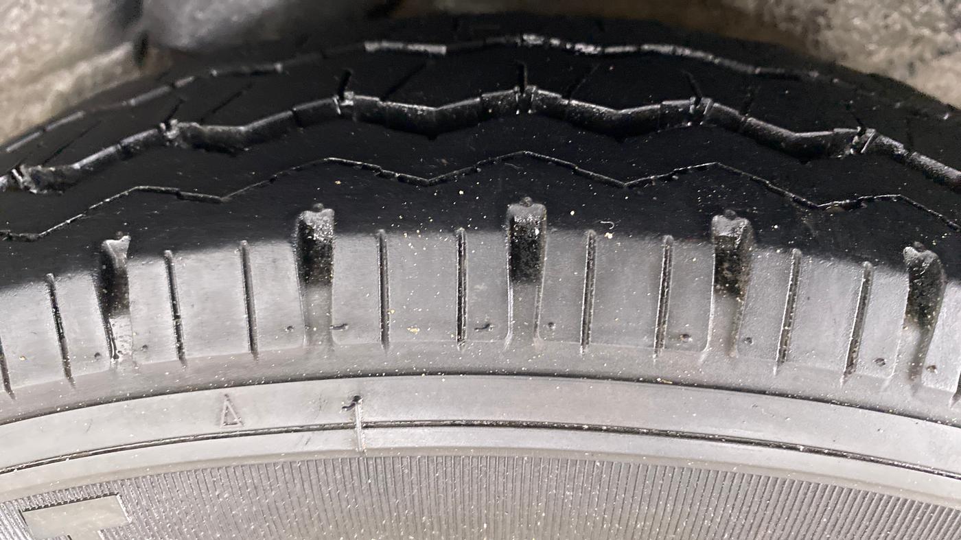 2010 Hyundai i10 MAGNA 1.2, Petrol, Manual, 81,121 km, Left Rear Tyre Tread