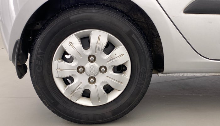 2010 Hyundai i10 MAGNA 1.2, Petrol, Manual, 81,121 km, Right Rear Wheel