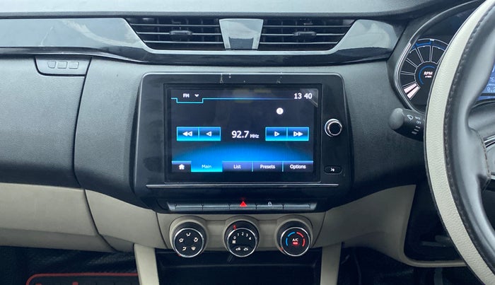 2020 Renault TRIBER 1.0 RXT, Petrol, Manual, 20,296 km, Air Conditioner