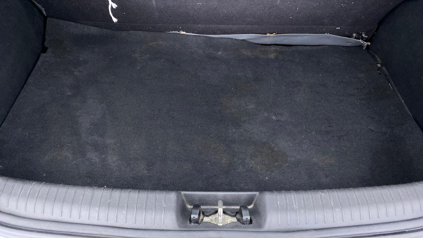2013 Hyundai i20 ERA 1.2, Petrol, Manual, 43,781 km, Boot Inside