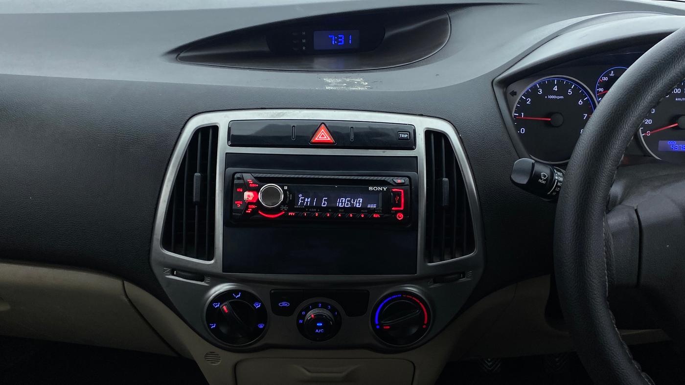 2013 Hyundai i20 ERA 1.2, Petrol, Manual, 43,781 km, Air Conditioner