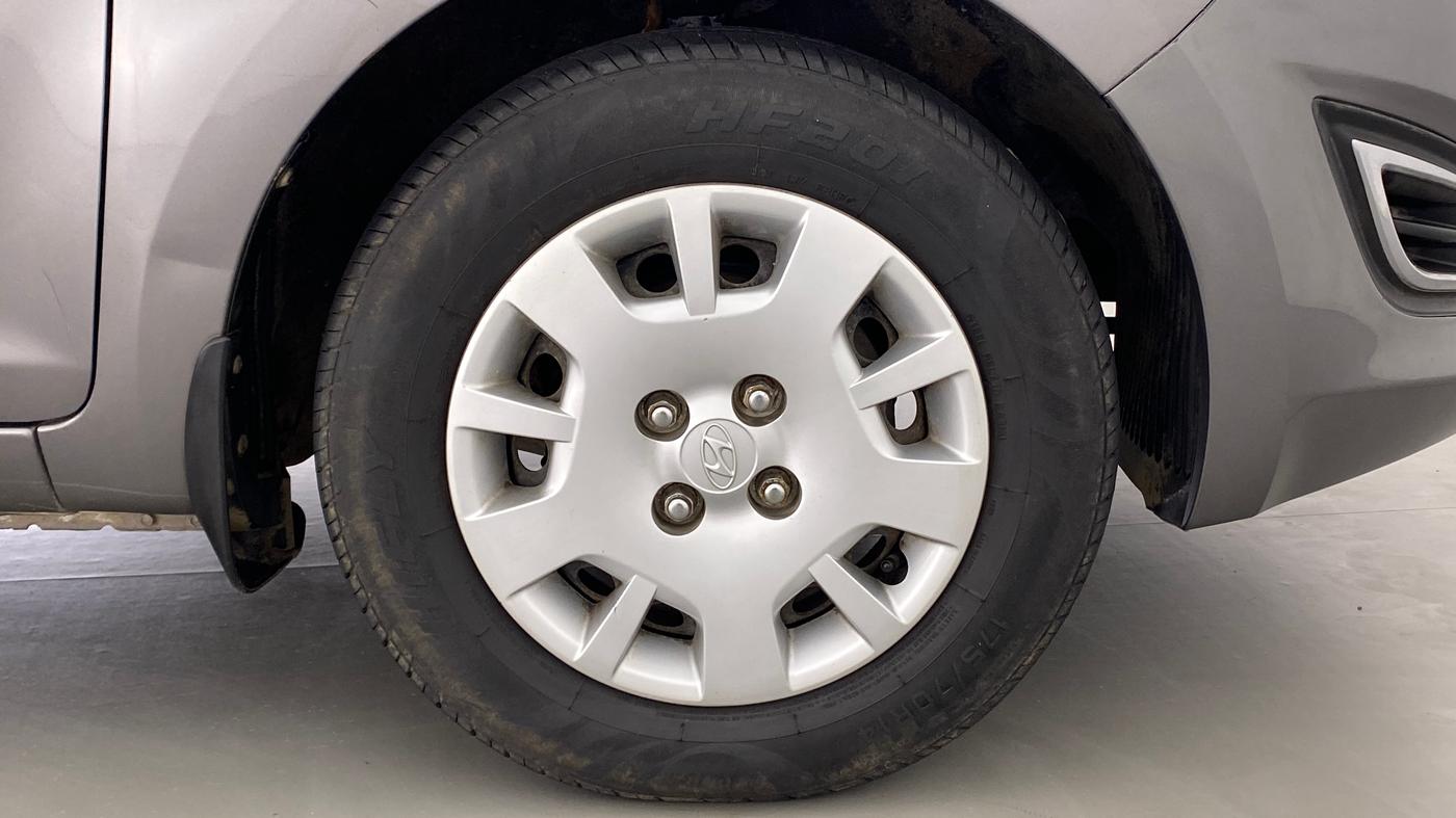 2013 Hyundai i20 ERA 1.2, Petrol, Manual, 43,781 km, Right Front Wheel