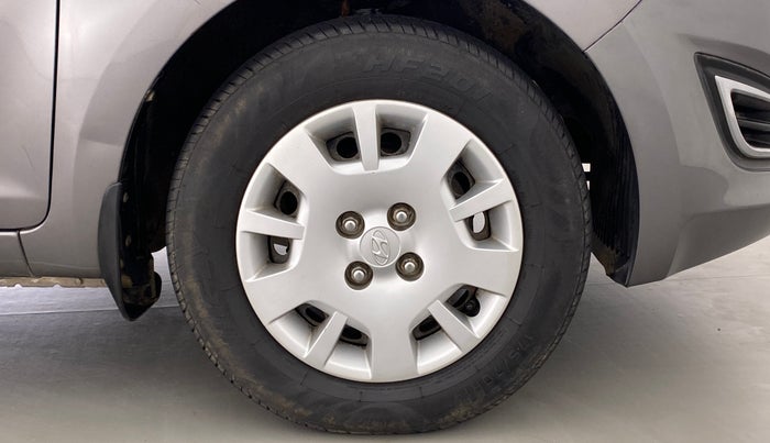 2013 Hyundai i20 ERA 1.2, Petrol, Manual, 43,781 km, Right Front Wheel