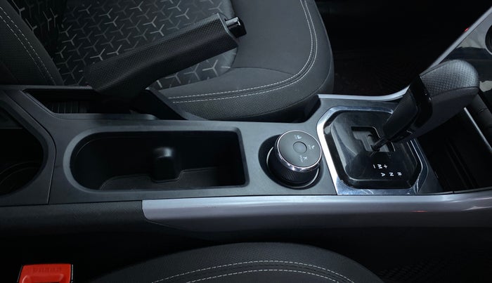 2020 Tata NEXON XMA SUNROOF 1.2 RTN, Petrol, Automatic, 27,499 km, Gear Lever