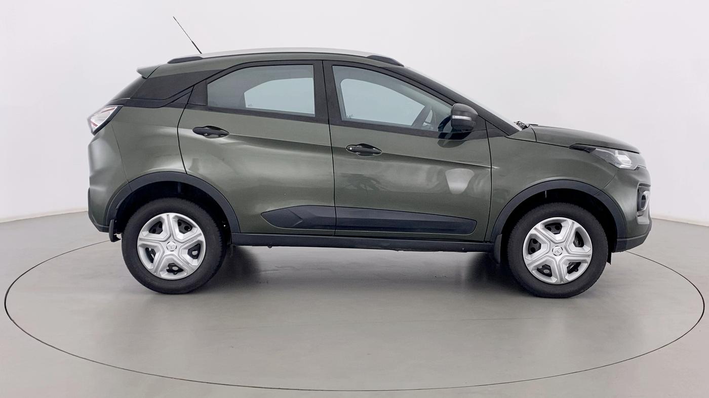 2020 Tata NEXON XMA SUNROOF 1.2 RTN, Petrol, Automatic, 27,499 km, Right Side View