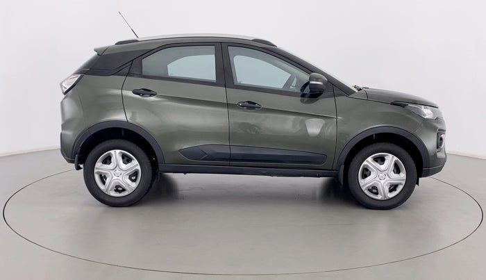 2020 Tata NEXON XMA SUNROOF 1.2 RTN, Petrol, Automatic, 27,499 km, Right Side View