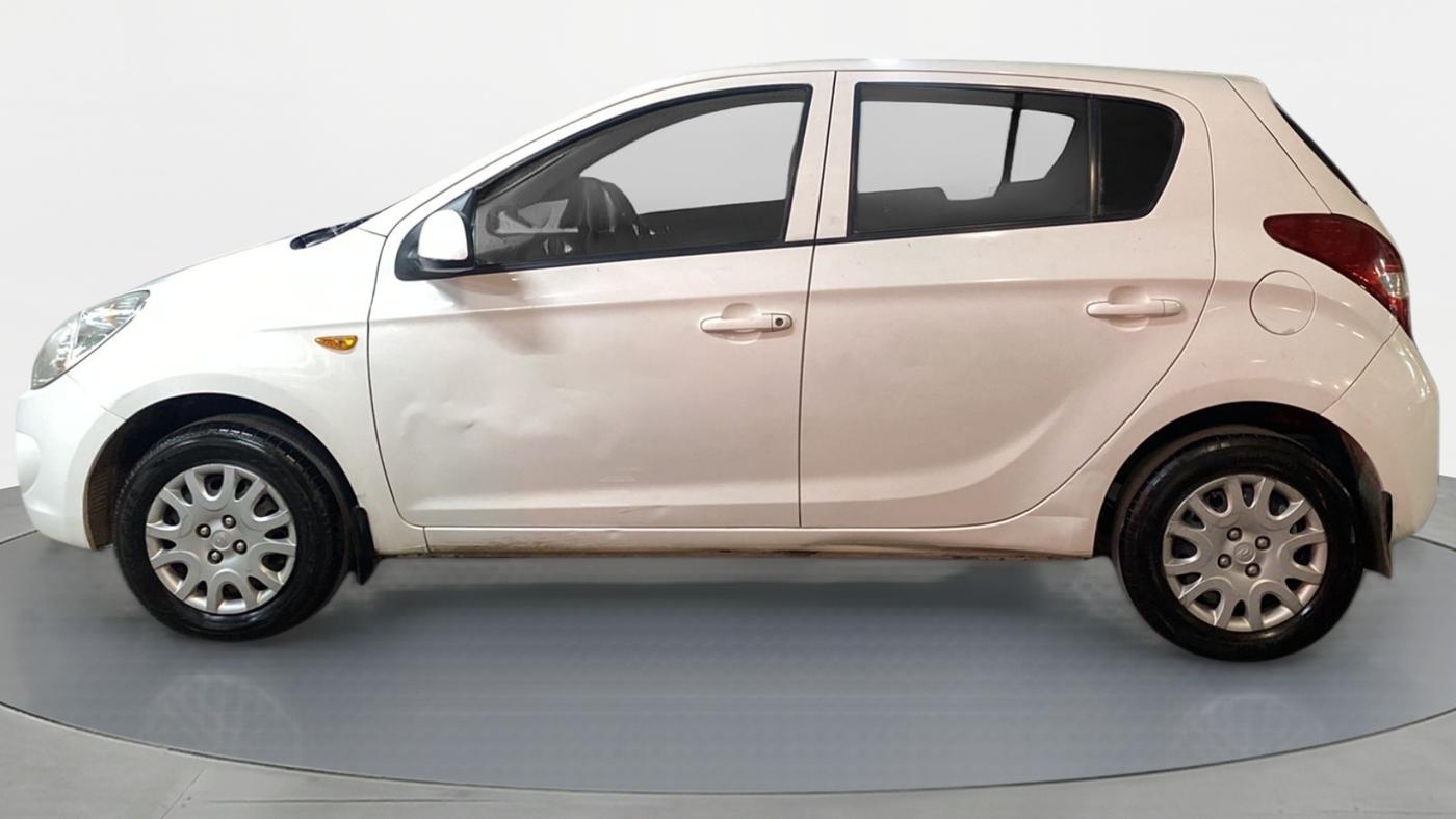 2011 Hyundai i20 MAGNA O 1.2, Petrol, Manual, 97,723 km, Left Side
