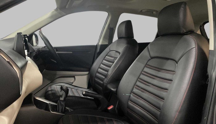 2021 KIA SONET HTX 1.0 IMT, Petrol, Manual, 11,923 km, Right Side Front Door Cabin