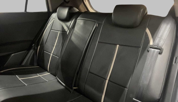 2019 Hyundai Creta 1.6 VTVT SX AUTO, Petrol, Automatic, 22,707 km, Right Side Rear Door Cabin