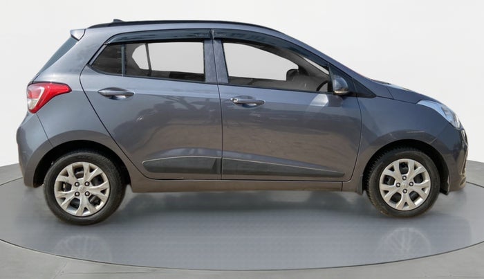 2016 Hyundai Grand i10 SPORTZ 1.2 KAPPA VTVT, Petrol, Manual, 18,499 km, Right Side View