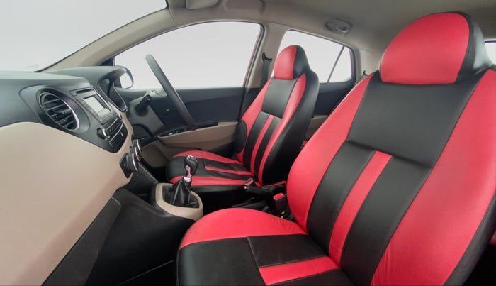 2013 Hyundai Grand i10 SPORTZ 1.1 CRDI, Diesel, Manual, 88,117 km, Right Side Front Door Cabin