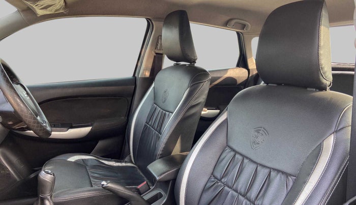 2016 Maruti Baleno ALPHA PETROL 1.2, Petrol, Manual, 54,215 km, Right Side Front Door Cabin