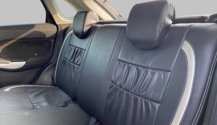 2016 Maruti Baleno ALPHA PETROL 1.2, Petrol, Manual, 54,215 km, Right Side Rear Door Cabin