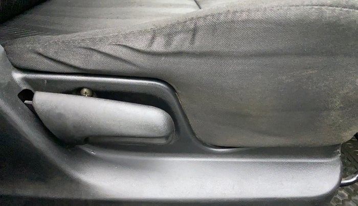 2013 Maruti Swift VXI D, Petrol, Manual, 98,529 km, Driver Side Adjustment Panel