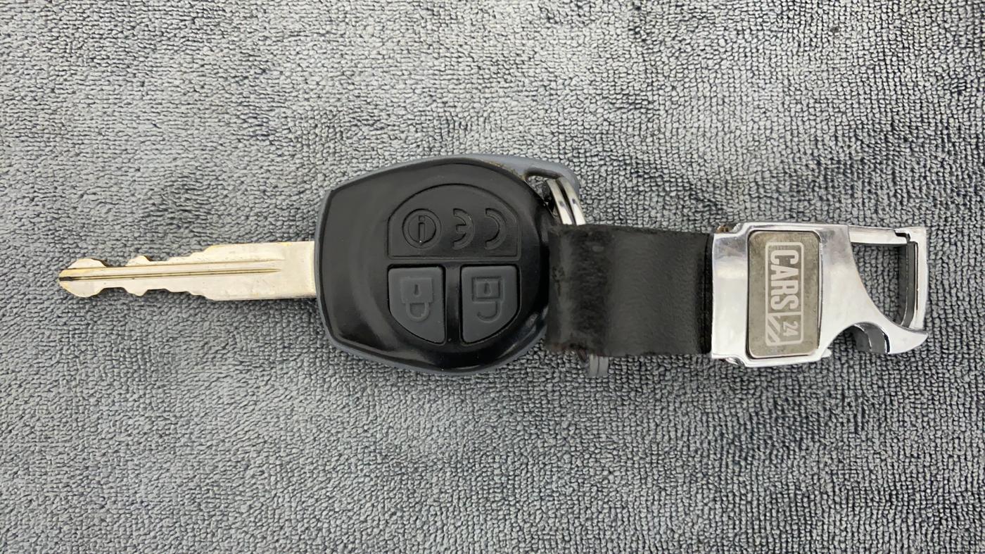2013 Maruti Swift VXI D, Petrol, Manual, 98,529 km, Key Close Up