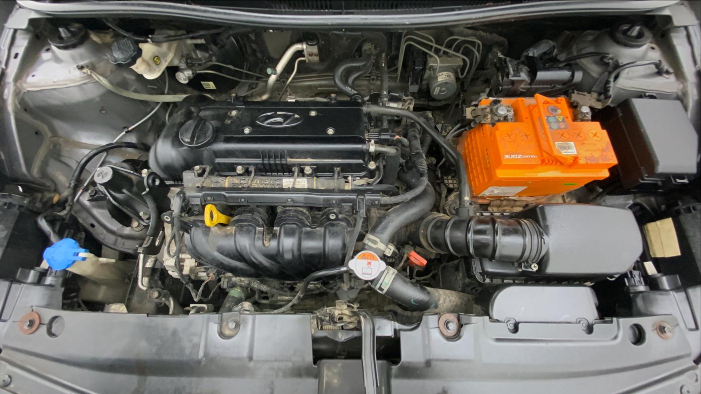 2016 Hyundai Verna FLUIDIC 1.6 VTVT S AT, Petrol, Automatic, 94,196 km, Open Bonet