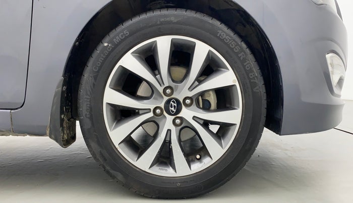 2016 Hyundai Verna FLUIDIC 1.6 VTVT S AT, Petrol, Automatic, 94,196 km, Right Front Wheel