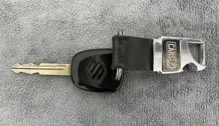 2017 Maruti OMNI E STD, Petrol, Manual, 26,682 km, Key Close Up