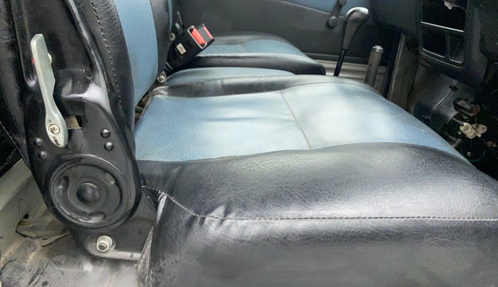 2017 Maruti OMNI E STD, Petrol, Manual, 26,682 km, Driver Side Adjustment Panel
