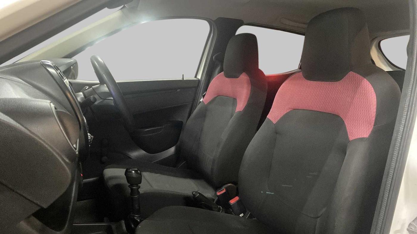 2018 Renault Kwid RXL, Petrol, Manual, 24,791 km, Right Side Front Door Cabin