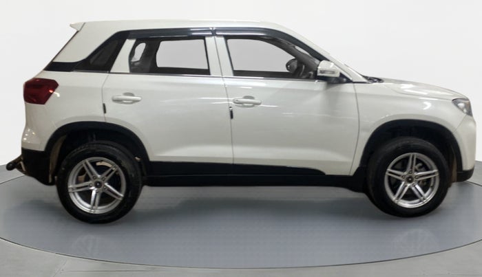 2020 Maruti Vitara Brezza LXI, Petrol, Manual, 40,225 km, Right Side View