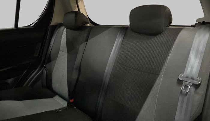 2017 Maruti Swift VXI D, Petrol, Manual, 58,912 km, Right Side Rear Door Cabin