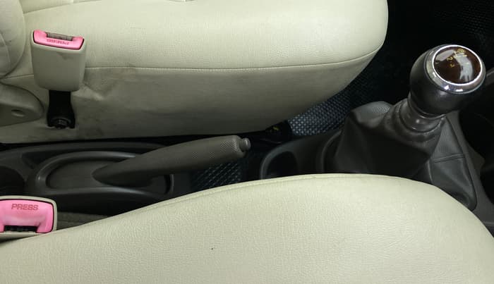 2014 Toyota Etios GD EXCLUSIVE, Diesel, Manual, 45,474 km, Gear Lever