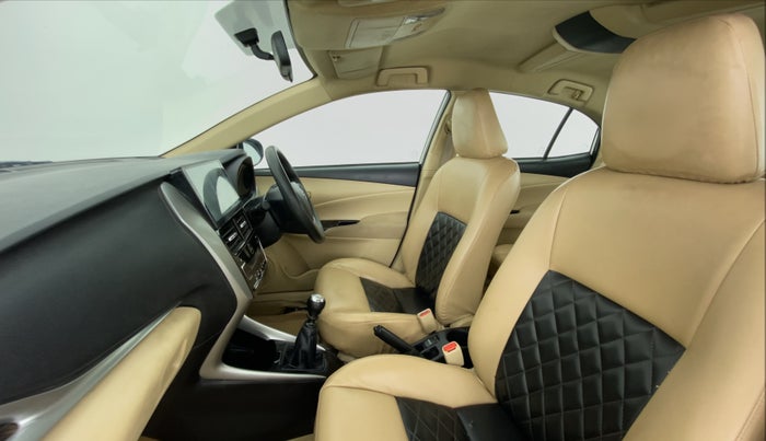 2020 Toyota YARIS G MT, Petrol, Manual, 72,618 km, Right Side Front Door Cabin