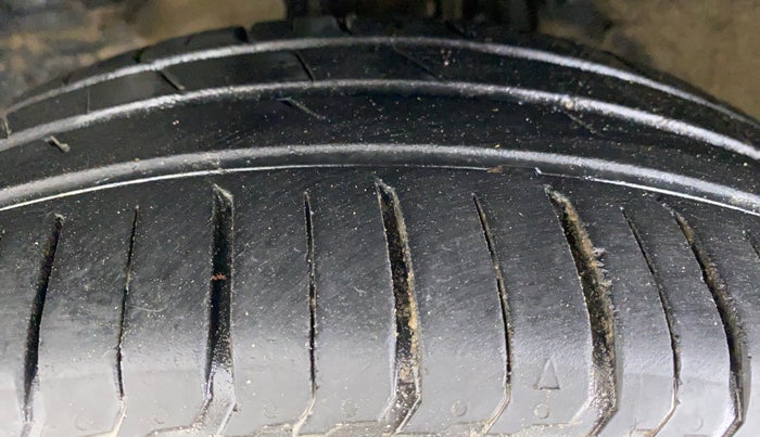 2020 Toyota YARIS G MT, Petrol, Manual, 72,618 km, Left Front Tyre Tread