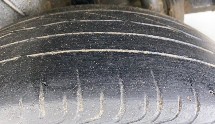 2020 Toyota YARIS G MT, Petrol, Manual, 72,618 km, Left Rear Tyre Tread