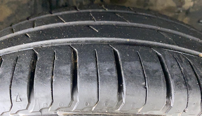 2020 Toyota YARIS G MT, Petrol, Manual, 72,618 km, Right Front Tyre Tread