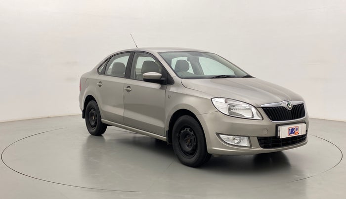 2013 Skoda Rapid 1.6 TDI MT AMBITION PLUS, Diesel, Manual, 82,634 km, Right Front Diagonal