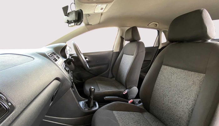 2017 Volkswagen Ameo COMFORTLINE 1.2, Petrol, Manual, 30,119 km, Right Side Front Door Cabin