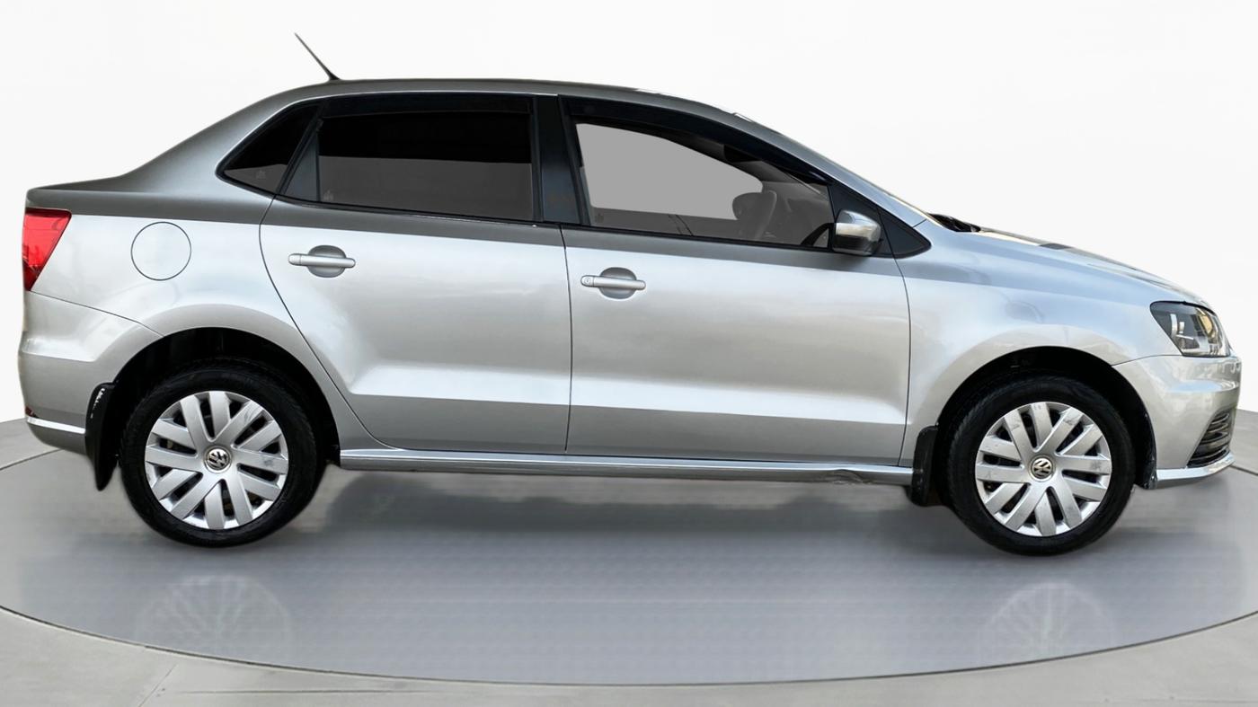 2017 Volkswagen Ameo COMFORTLINE 1.2, Petrol, Manual, 30,119 km, Right Side View