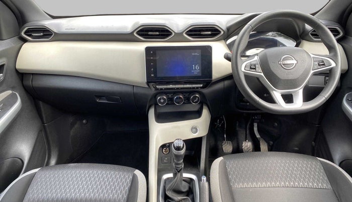 2021 Nissan MAGNITE XV DUAL TONE , Petrol, Manual, 9,138 km, Dashboard