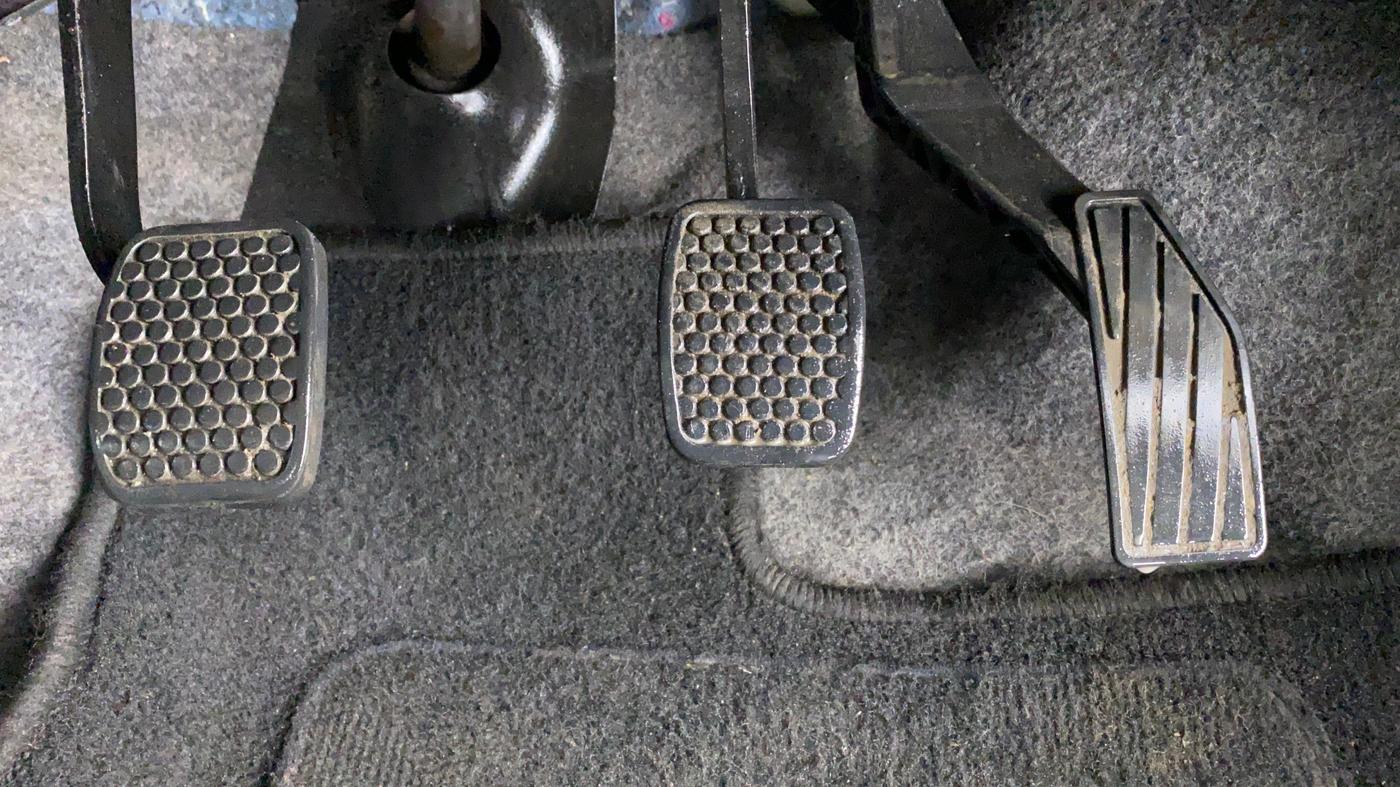2018 Maruti Alto 800 LXI, Petrol, Manual, 21,170 km, Pedals