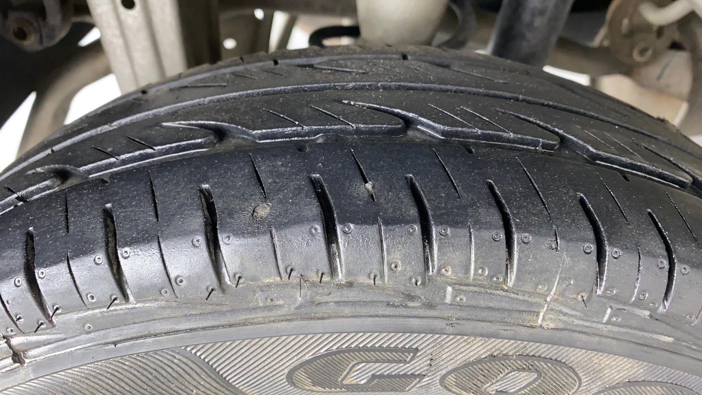 2018 Maruti Alto 800 LXI, Petrol, Manual, 21,170 km, Right Rear Tyre Tread