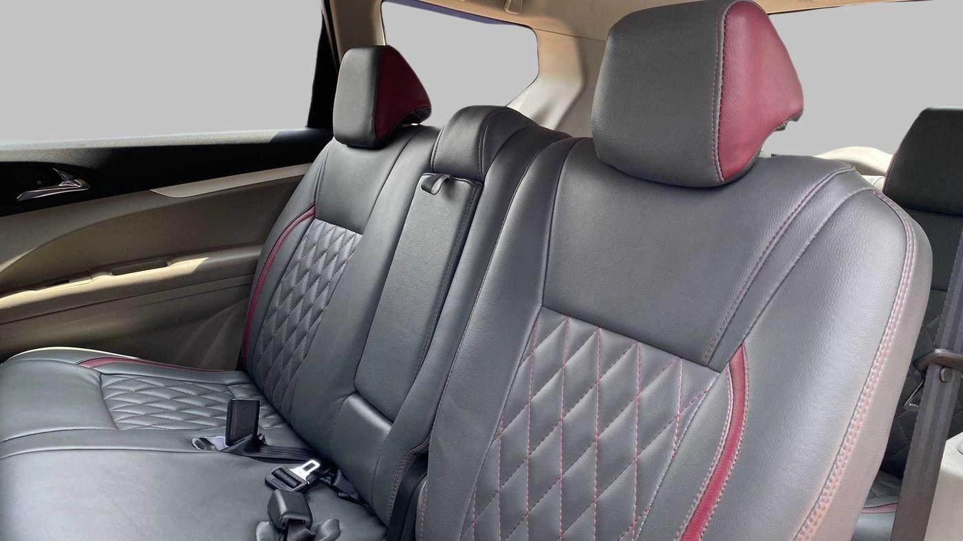 2019 Mahindra MARAZZO M6 8 STR, Diesel, Manual, 10,146 km, Right Side Rear Door Cabin