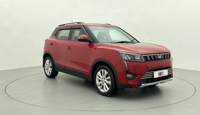 2020 Mahindra XUV300 W8 DIESEL MT, Diesel, Manual, 54,426 km, Right Front Diagonal