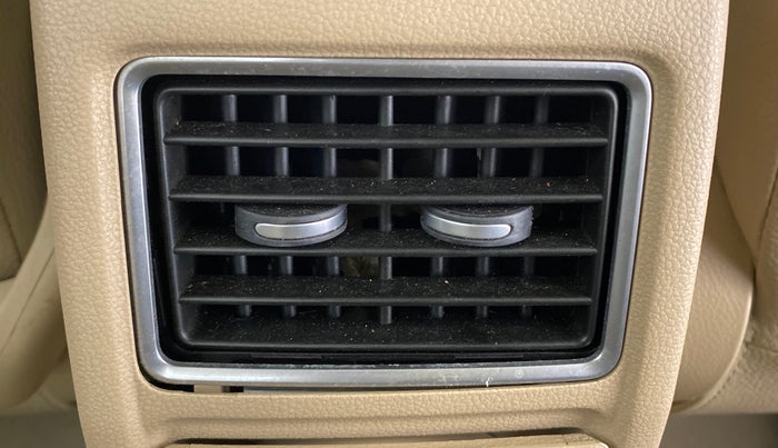 2018 Volkswagen Vento HIGHLINE PLUS TDI AT, Diesel, Automatic, 73,713 km, Rear AC Vents