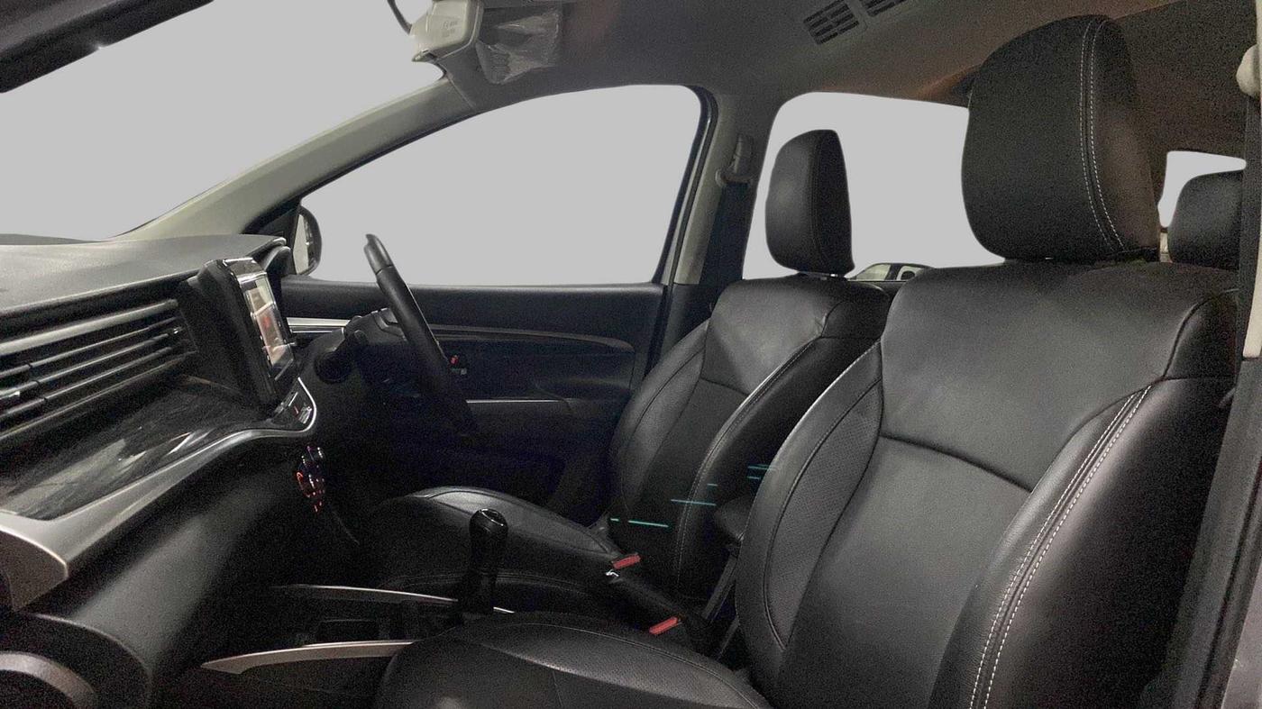 2019 Maruti XL6 ALPHA SHVS  MT, Petrol, Manual, 11,658 km, Right Side Front Door Cabin
