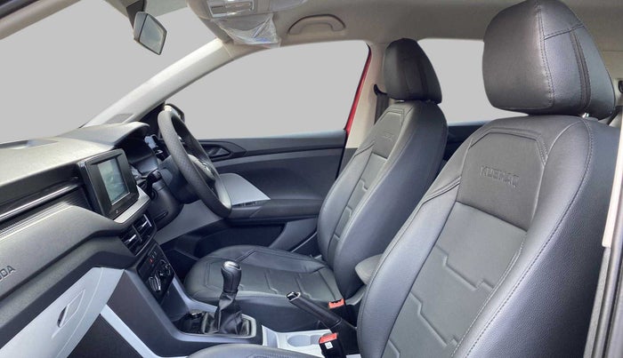2022 Skoda KUSHAQ ACTIVE 1.0 TSI MT, Petrol, Manual, 6,321 km, Right Side Front Door Cabin