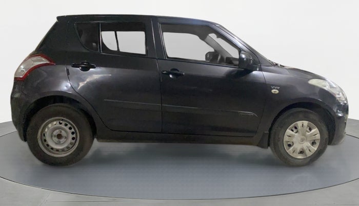 2016 Maruti Swift LXI OPT, Petrol, Manual, 90,868 km, Right Side